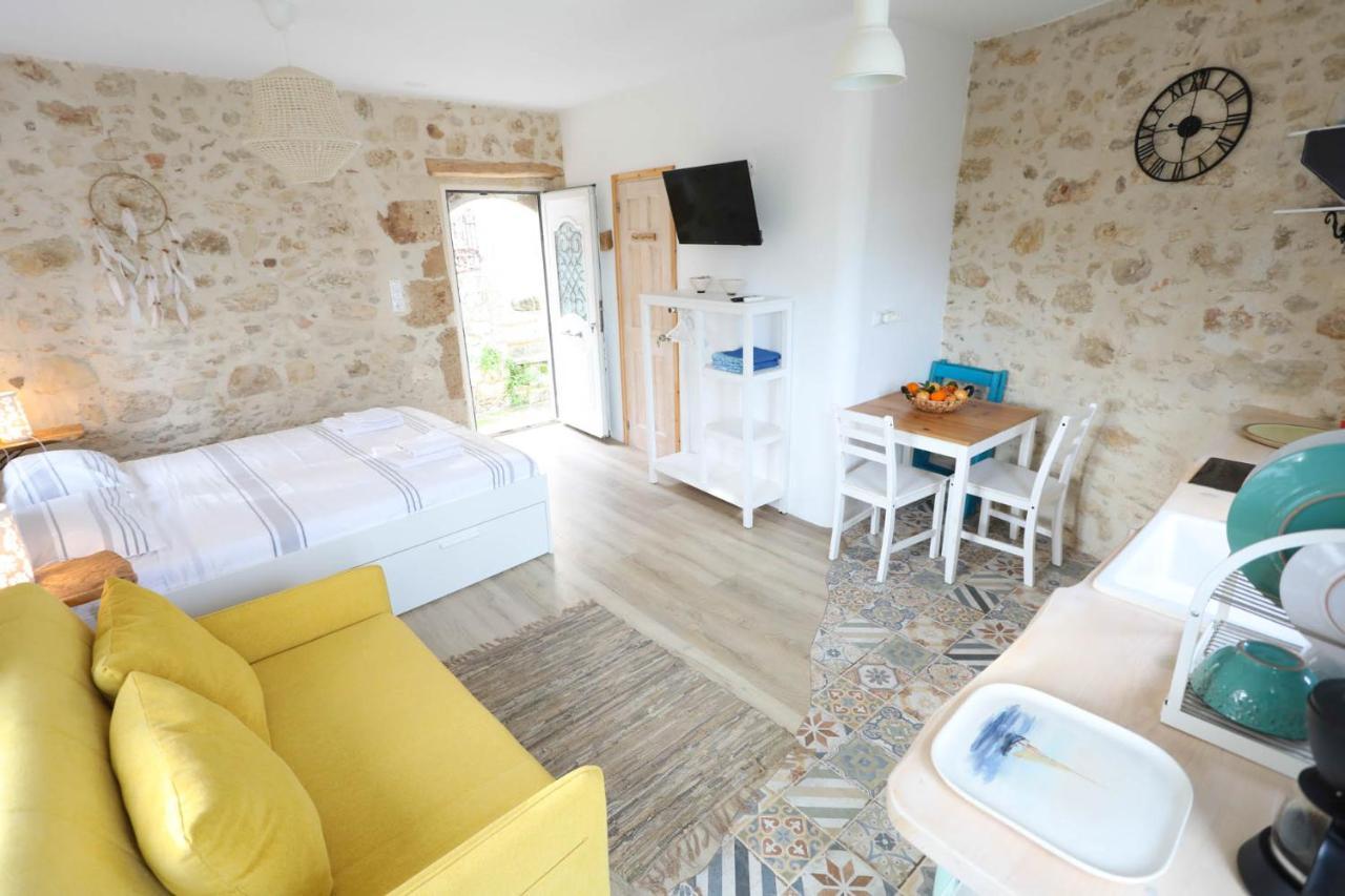 Ravi Boutique Home - 1 Minute Walk From Beach Kalyves Exterior photo