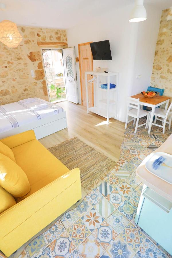 Ravi Boutique Home - 1 Minute Walk From Beach Kalyves Exterior photo