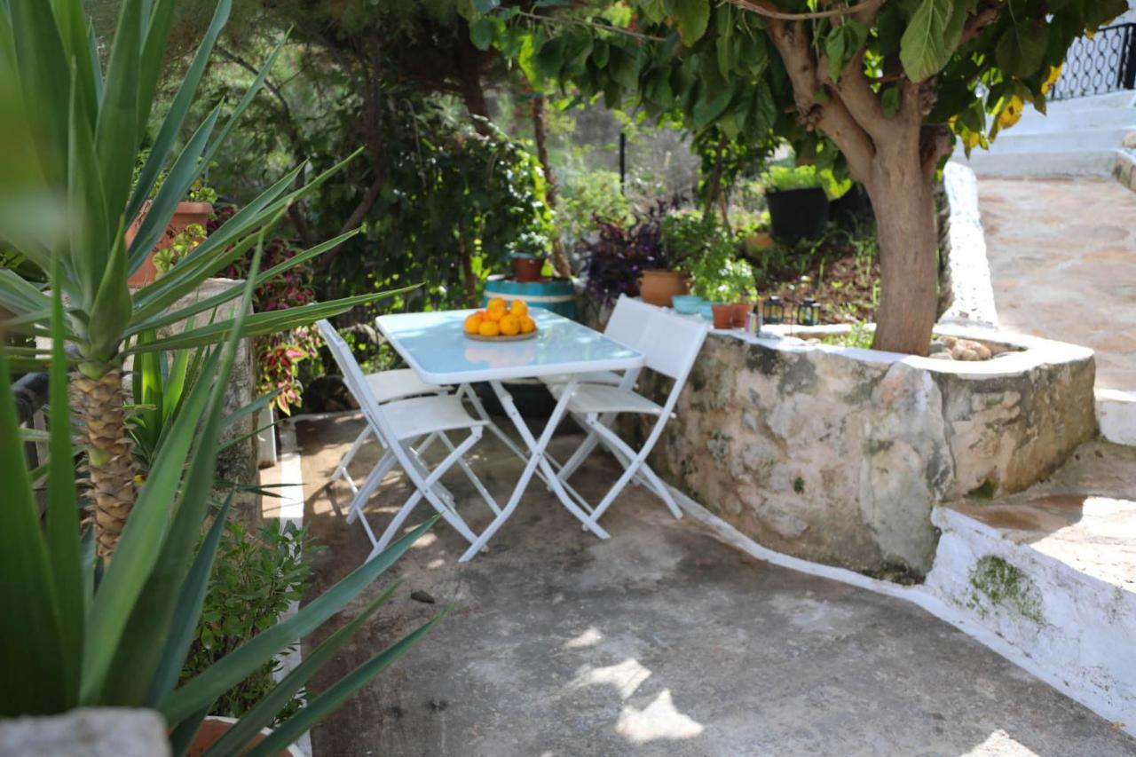 Ravi Boutique Home - 1 Minute Walk From Beach Kalyves Exterior photo