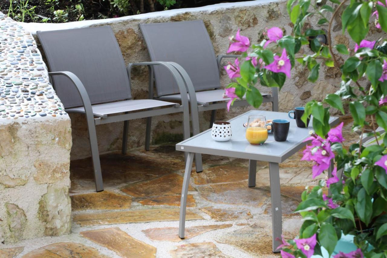 Ravi Boutique Home - 1 Minute Walk From Beach Kalyves Exterior photo