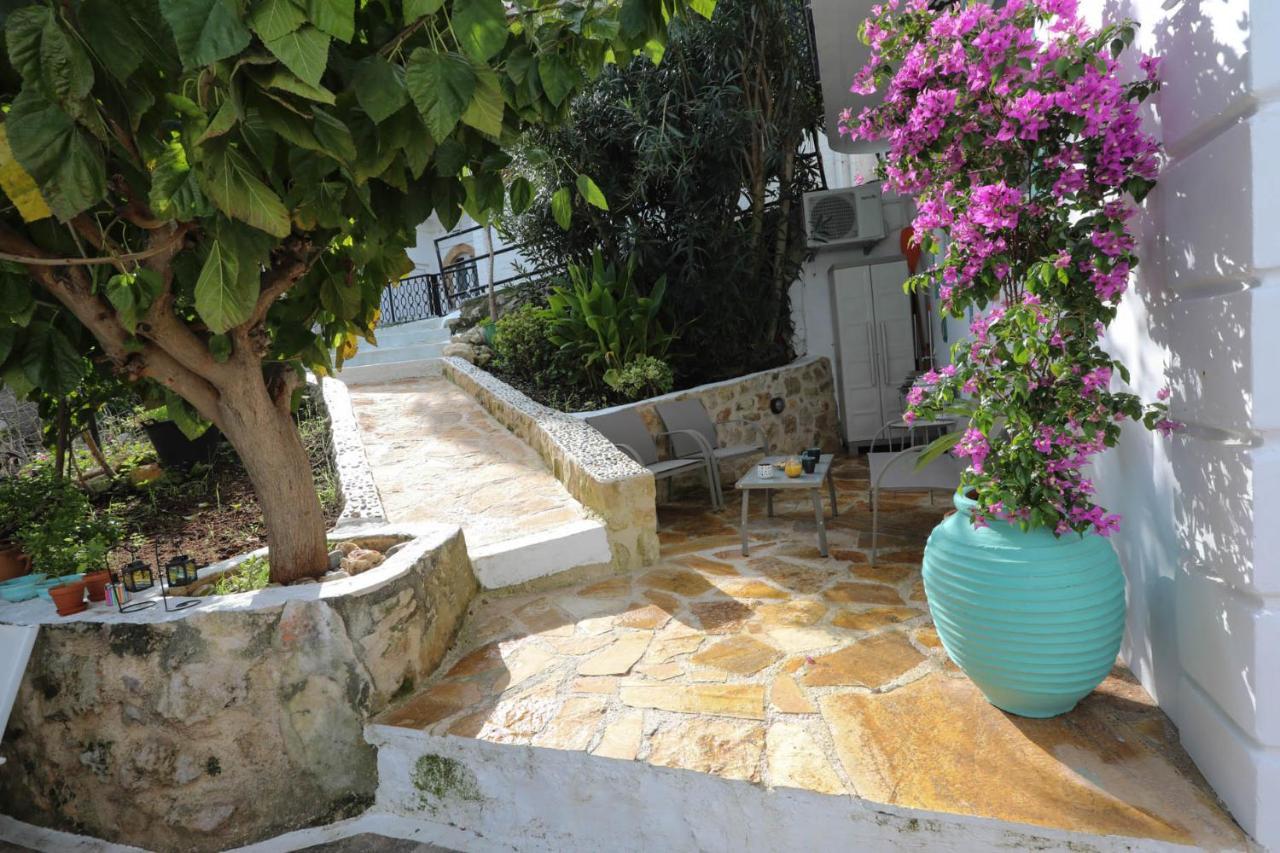 Ravi Boutique Home - 1 Minute Walk From Beach Kalyves Exterior photo